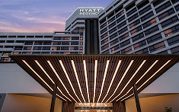Hyatt-Regency-Hotel